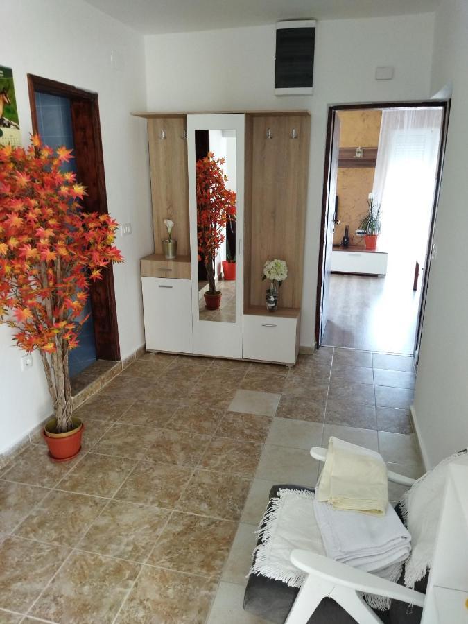 Apartmani Bellami เบชิชิ ภายนอก รูปภาพ