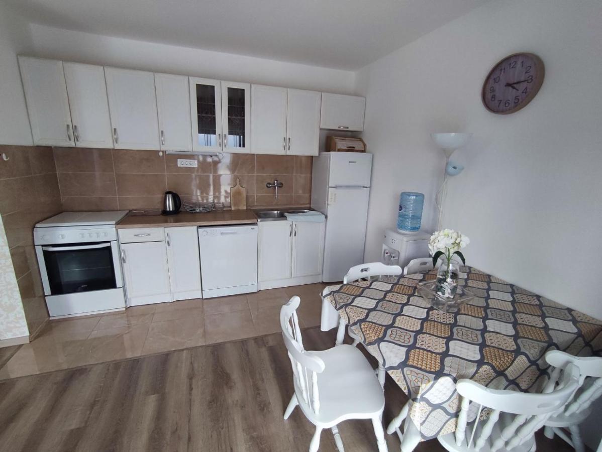 Apartmani Bellami เบชิชิ ภายนอก รูปภาพ